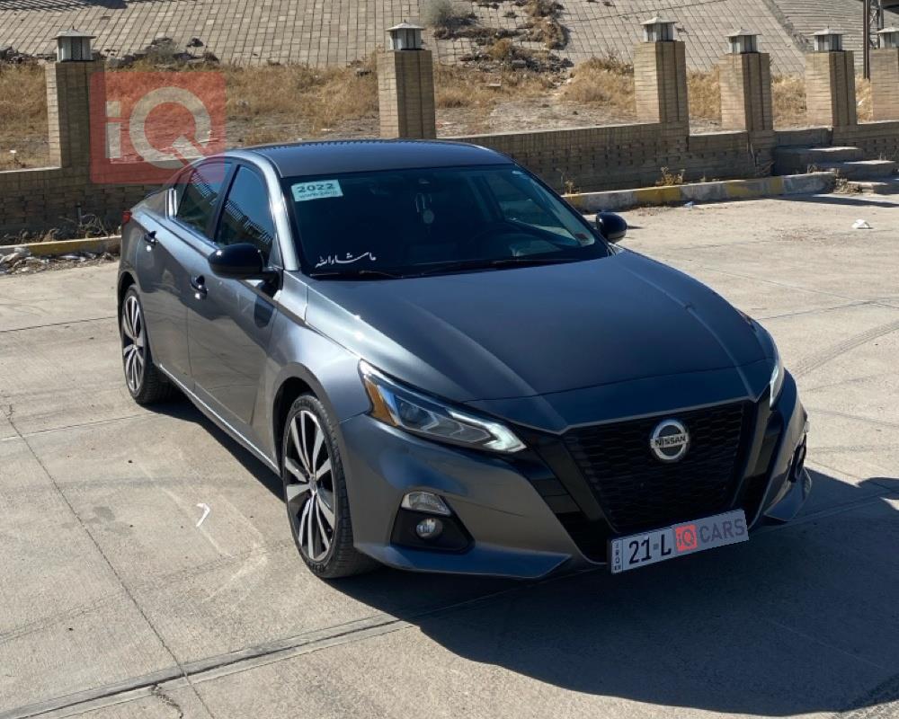 Nissan Altima